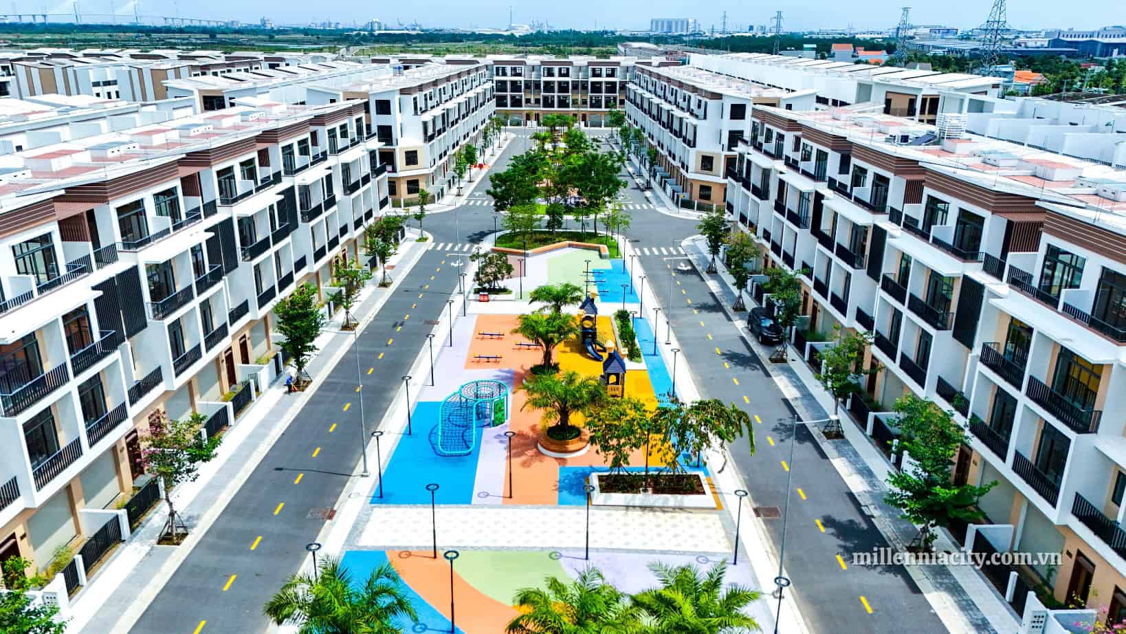 Khu vui chơi trẻ em ngoài trời đã hoàn thiện.